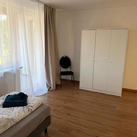 Apartment Goldstar 4 Hannover Mit Balkon Und Garten *