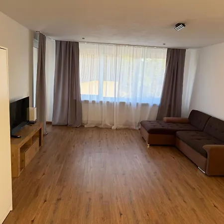 Apartment Goldstar 4 Hannover Mit Balkon Und Garten *